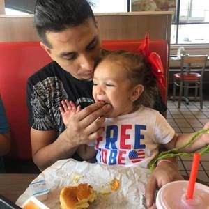 Meet your Posher, Noel